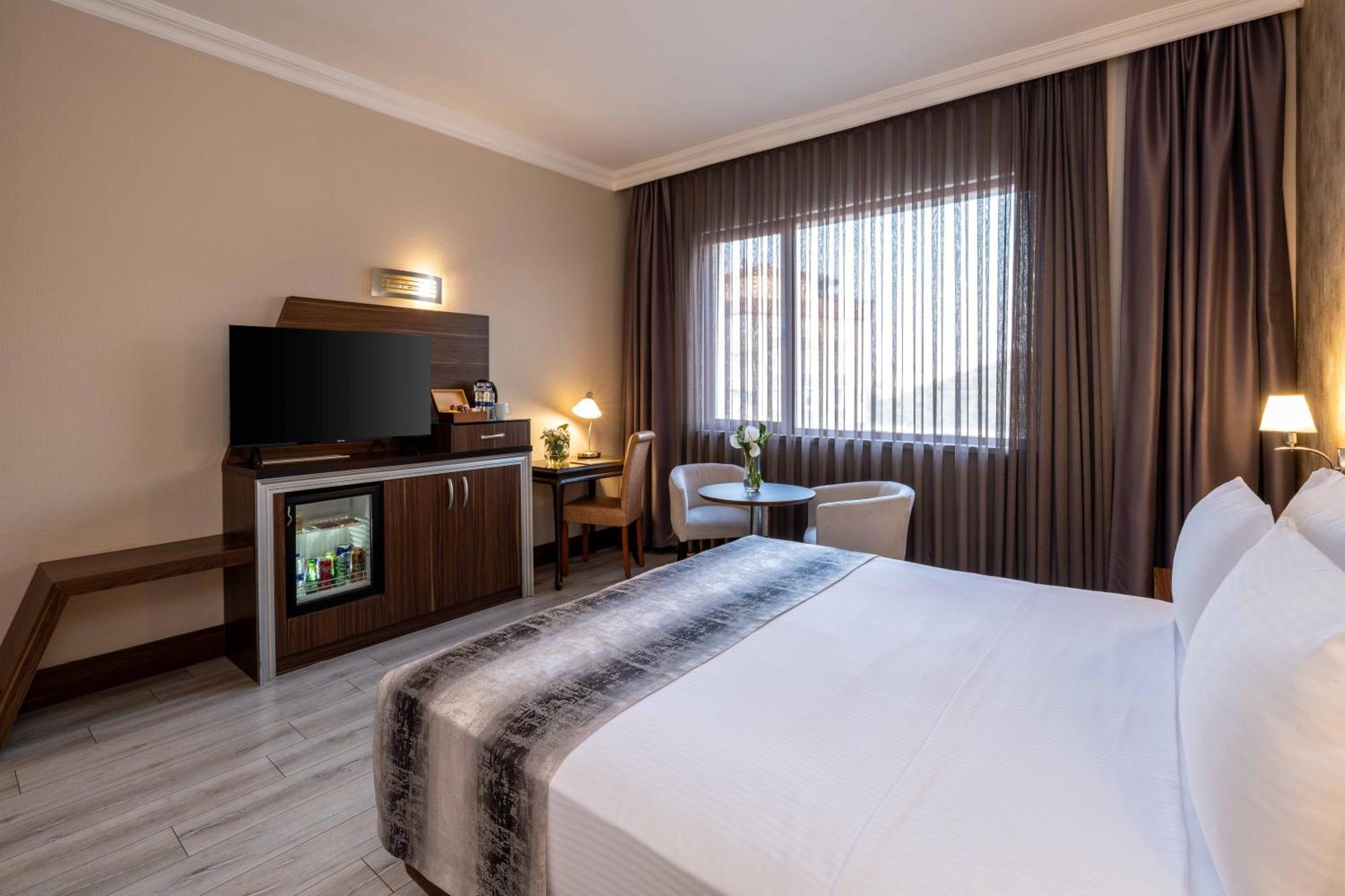 Elite Hotel Dragos Istanbul Exterior foto